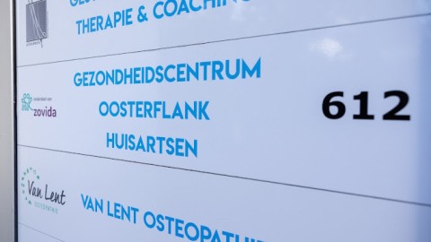 Bewegwijzering naar het Zovida gezondheidscentrum